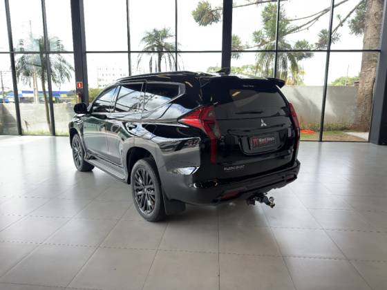 MITSUBISHI PAJERO SPORT 2.4 16V MIVEC TURBO DIESEL LEGEND AWD AUTOMÁTICO